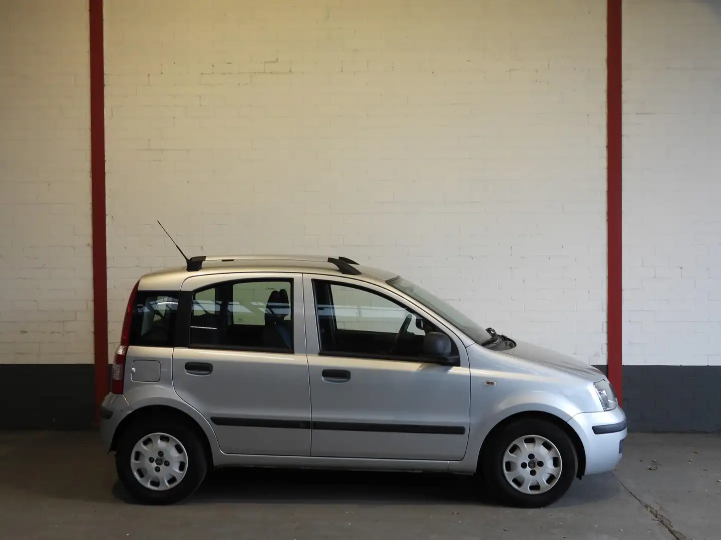 Fiat Panda 1.2 Active STUURBEKRACHTIGING! Grijs - 2