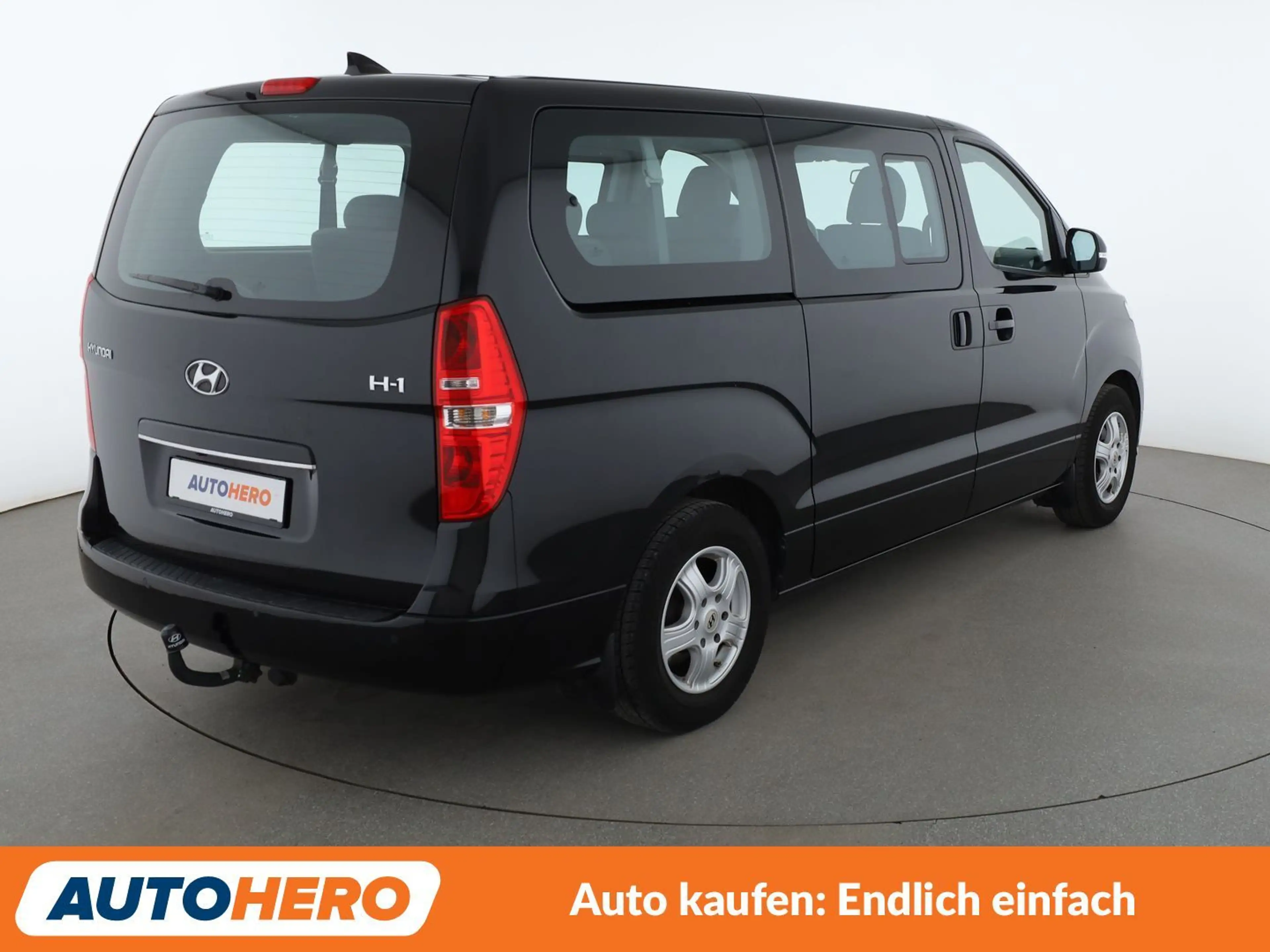 Hyundai H-1 2.5 CRDi Travel Trend*NAVI*CAM*PDC*SHZ*AHK* — photo 6