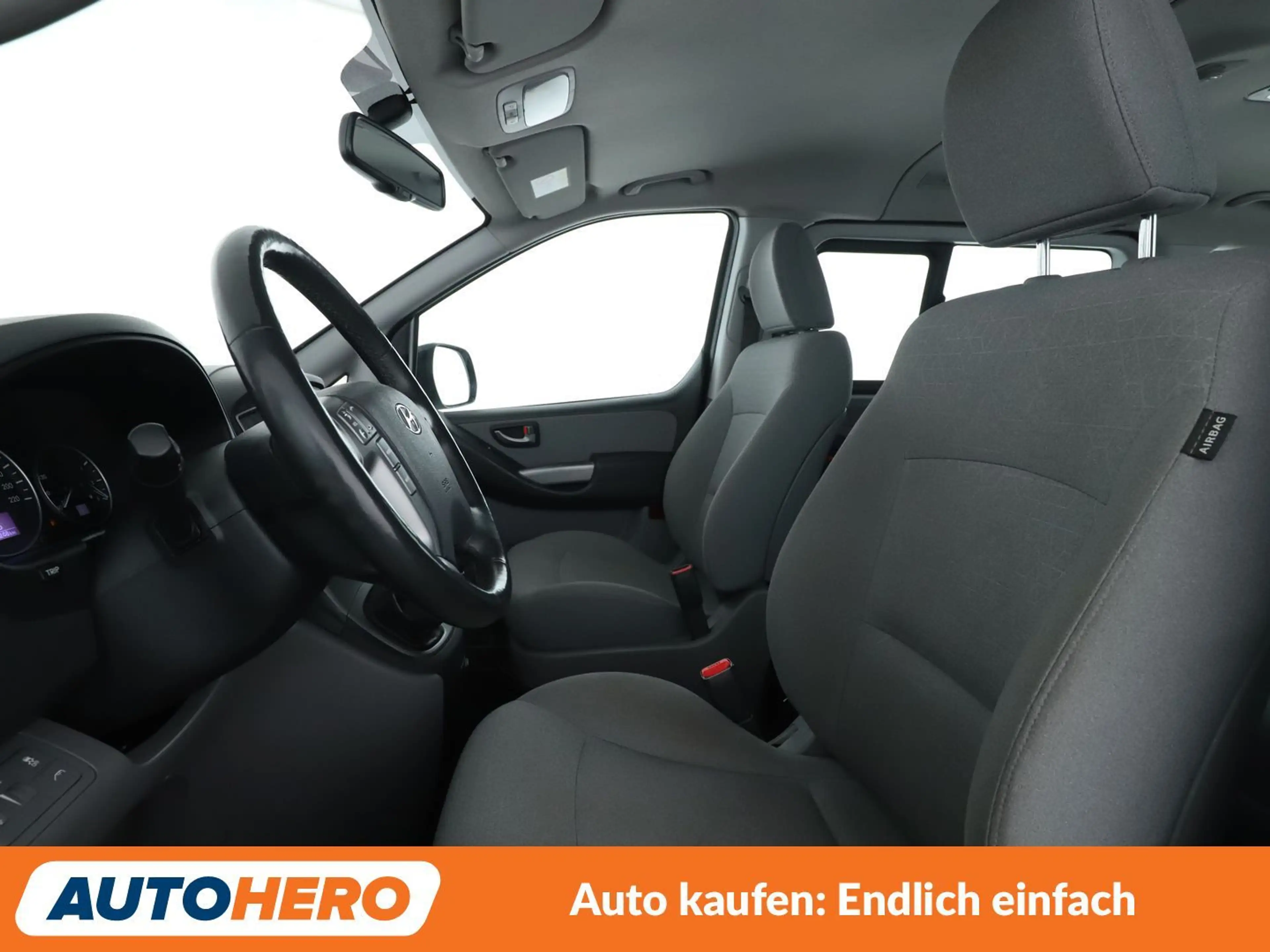Hyundai H-1 2.5 CRDi Travel Trend*NAVI*CAM*PDC*SHZ*AHK* — photo 10