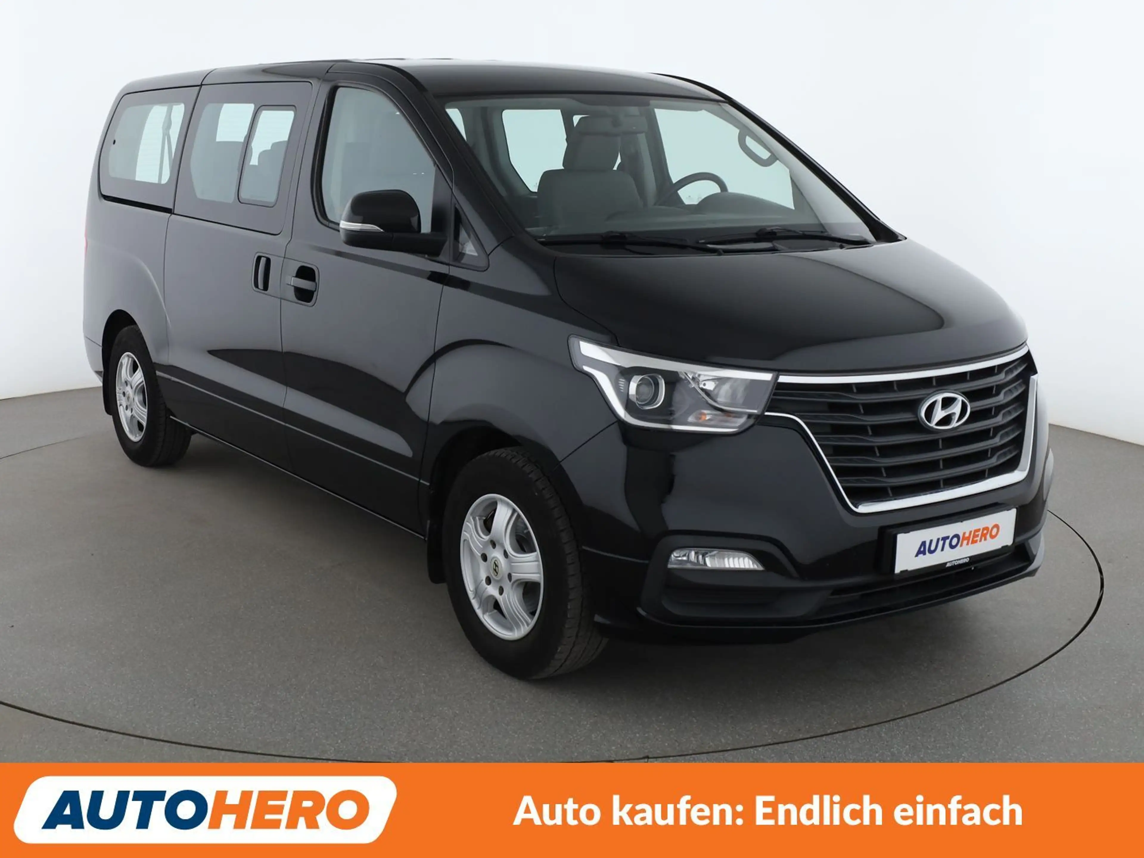 Hyundai H-1 2.5 CRDi Travel Trend*NAVI*CAM*PDC*SHZ*AHK* — photo 8