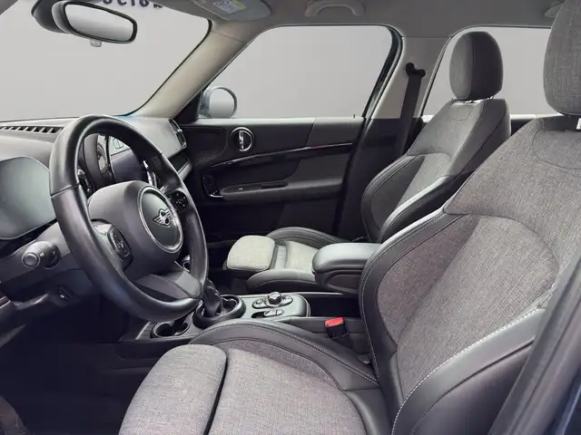 Mini Countryman view 9