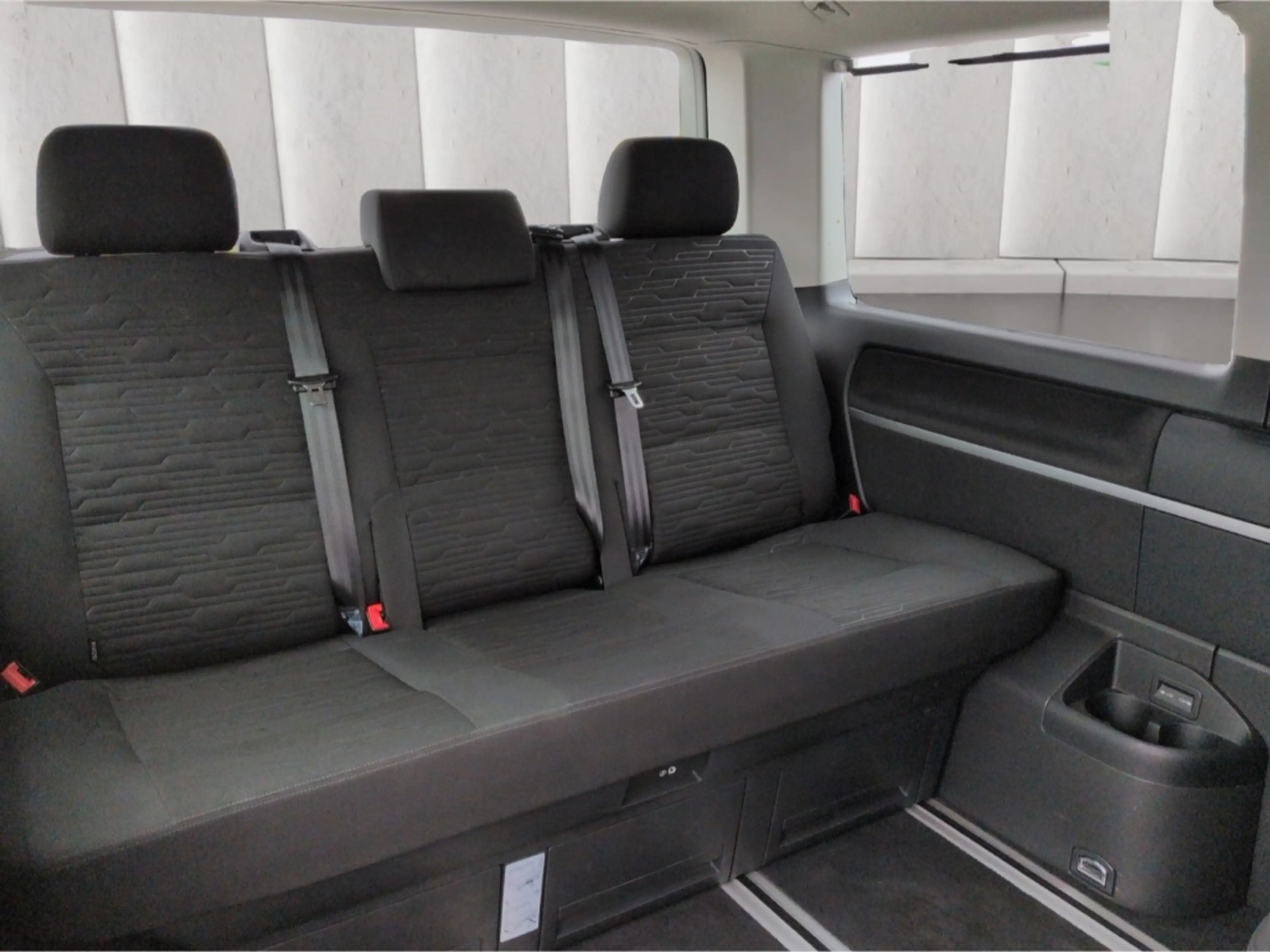 Volkswagen T6.1 Multivan 4Mot 204PS*StandHzg AHK ACC R-Kam — photo 10