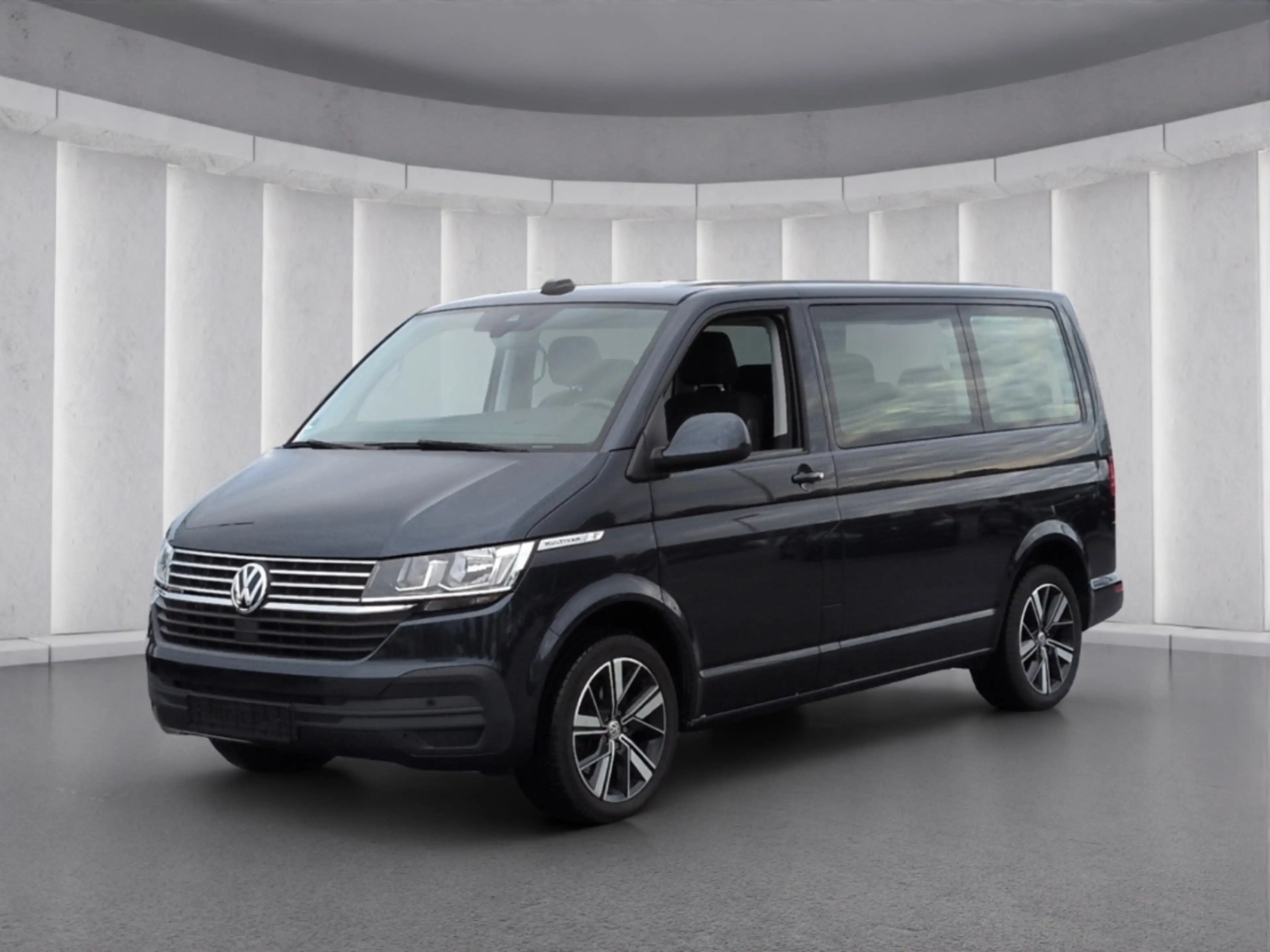 Volkswagen T6.1 Multivan 4Mot 204PS*StandHzg AHK ACC R-Kam — photo 2
