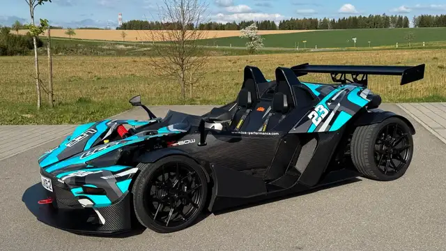 KTM X-Bow R neuwertig / 400PS / Viel Ausstattung