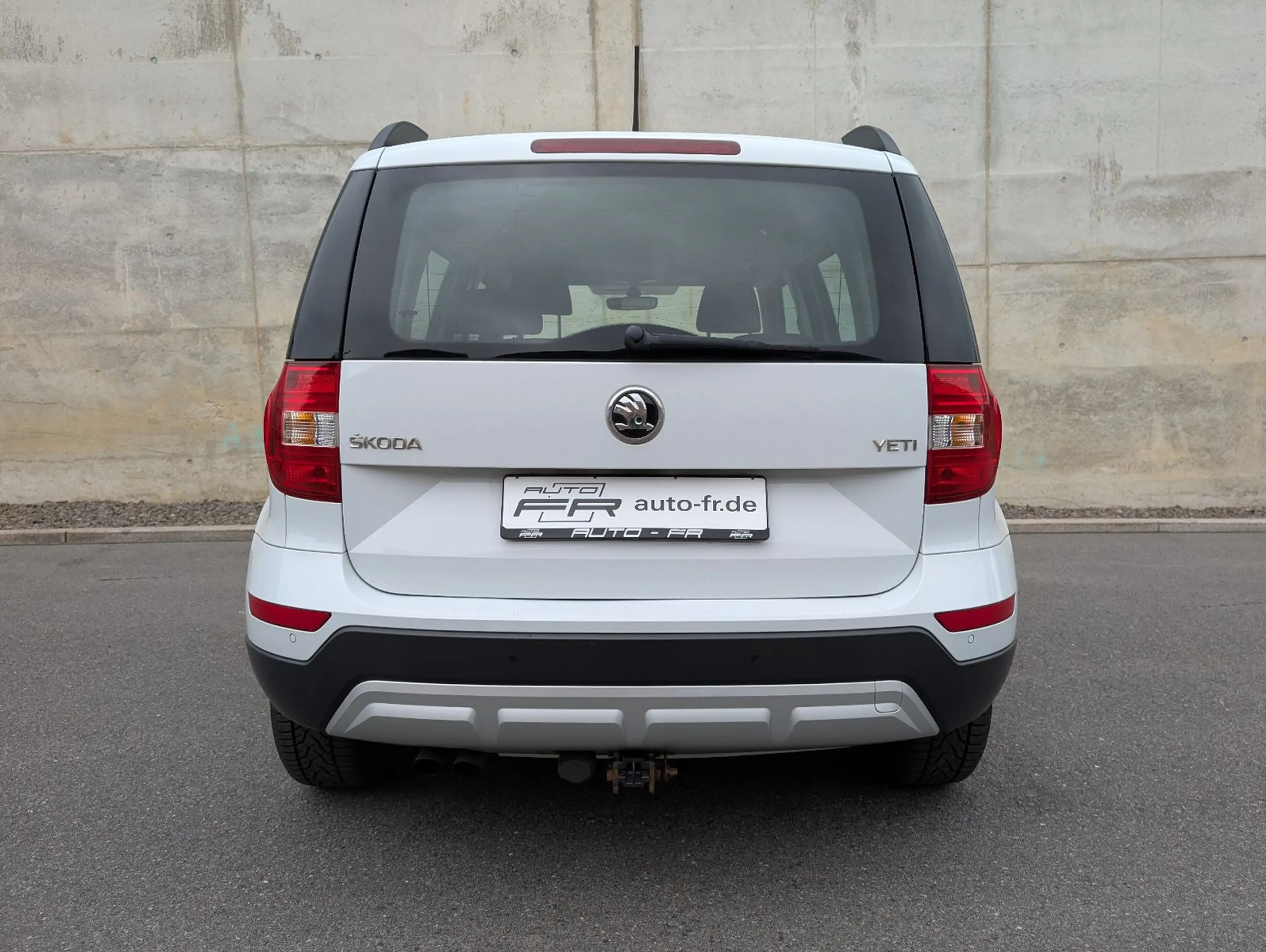 Skoda Yeti 1.4 TSI Sondermod. Outdoor Benzin SUV AHK — photo 15
