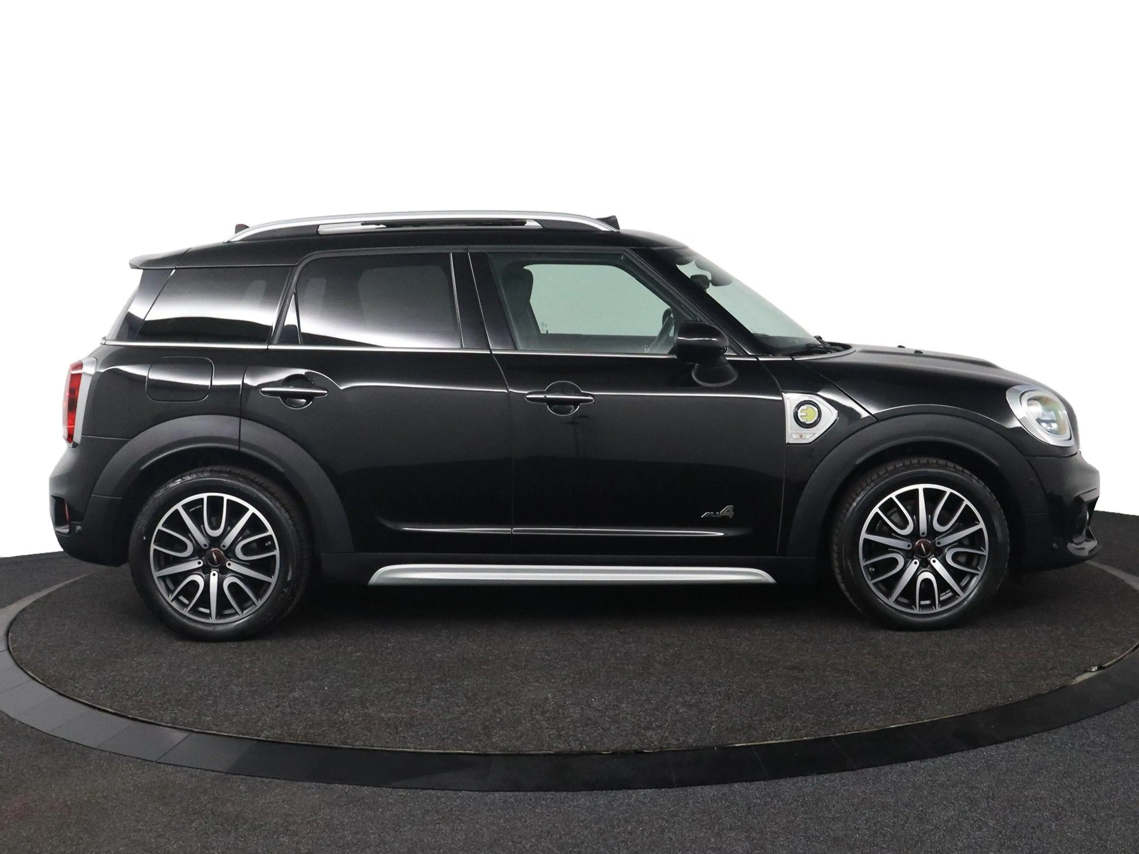 MINI Cooper SE Countryman 1.5 ALL4 JCW Pakket | Comfort Access | Panoramadak — photo 11