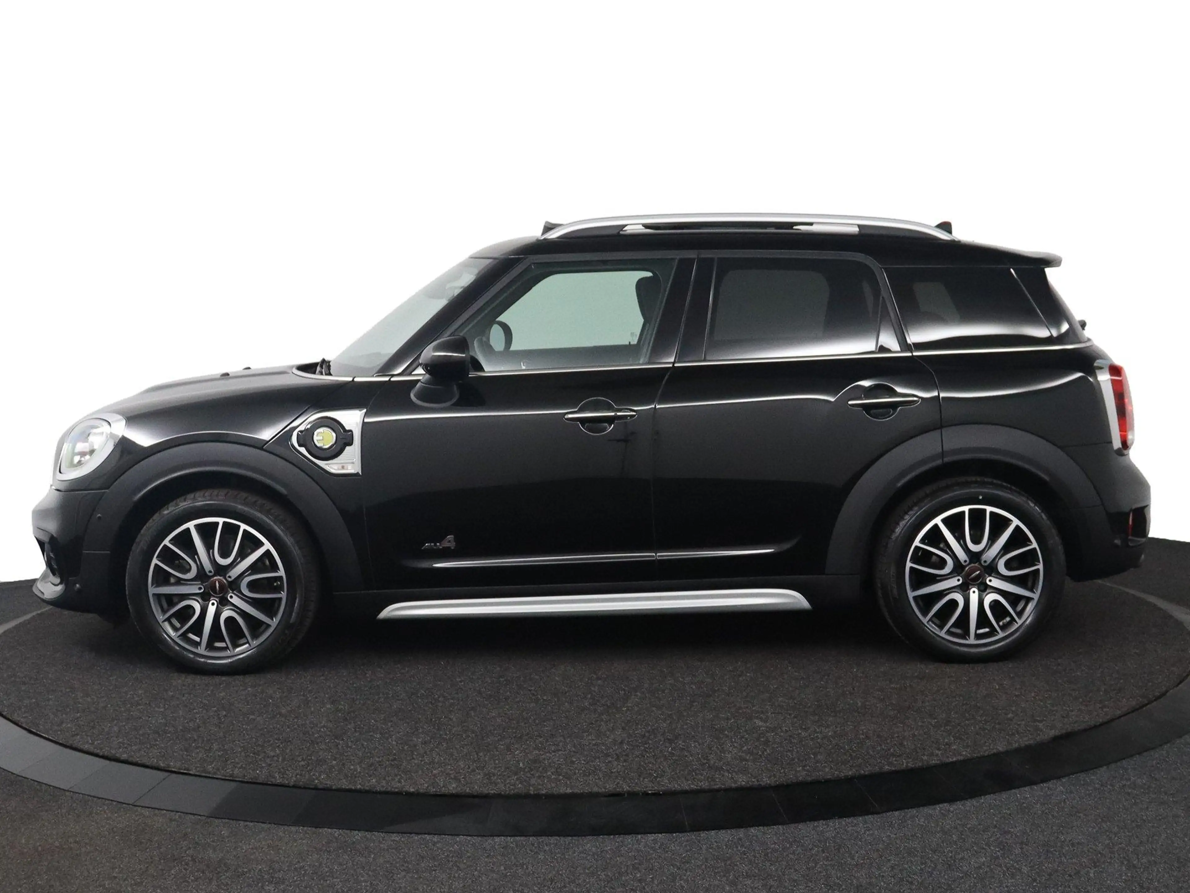 MINI Cooper SE Countryman 1.5 ALL4 JCW Pakket | Comfort Access | Panoramadak — photo 3