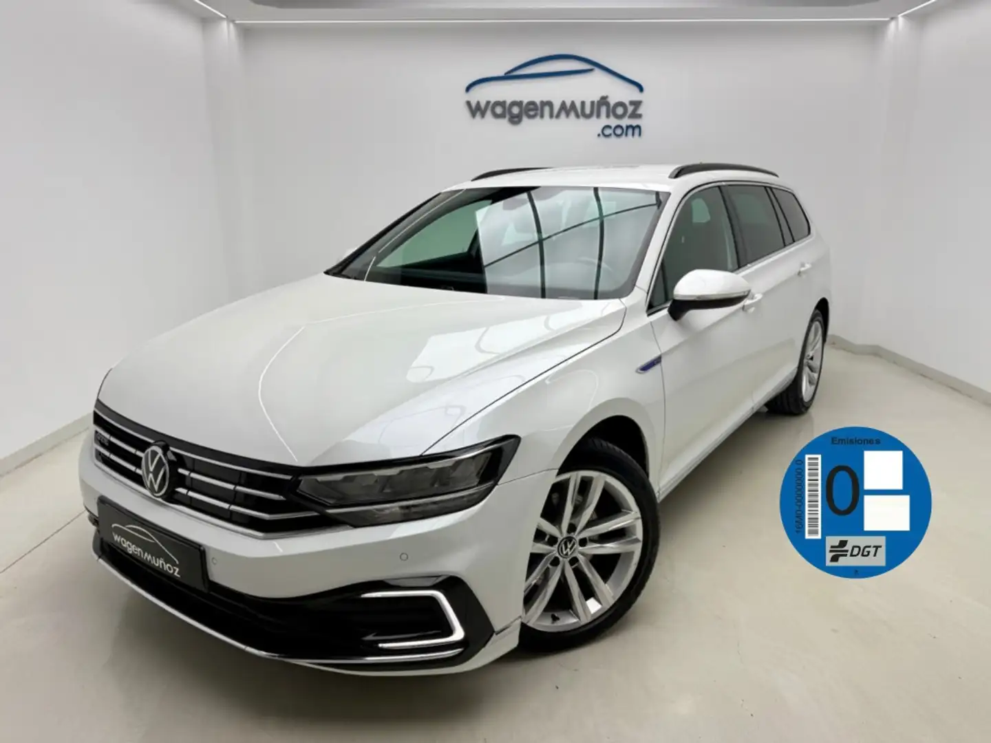 Volkswagen Passat Variant GTE 1.4 TSI e-Power Blanco - 2