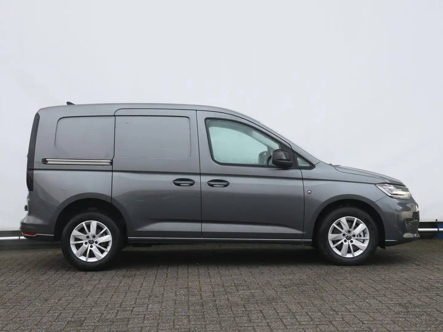 Volkswagen Caddy Cargo 2.0 TDI 122pk DSG Style | LED | Digital cock Grijs - 2