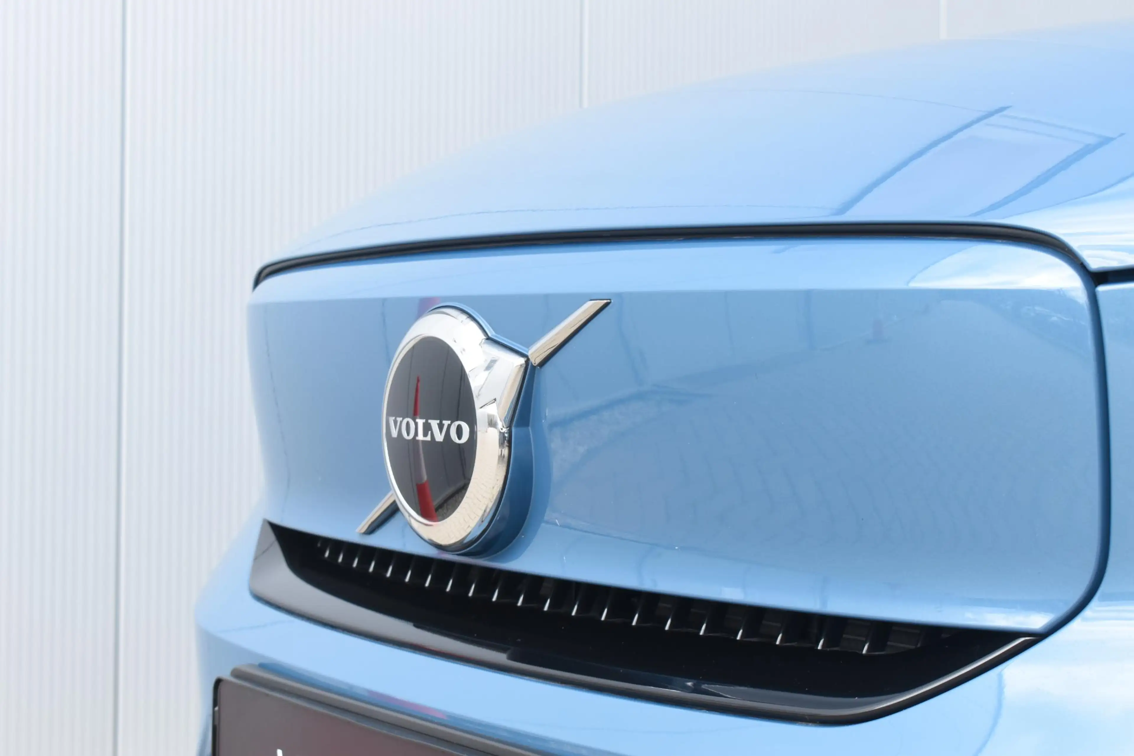 Volvo EX40 Single Motor Extended Range Plus 82 kWh / Adaptive — photo 48