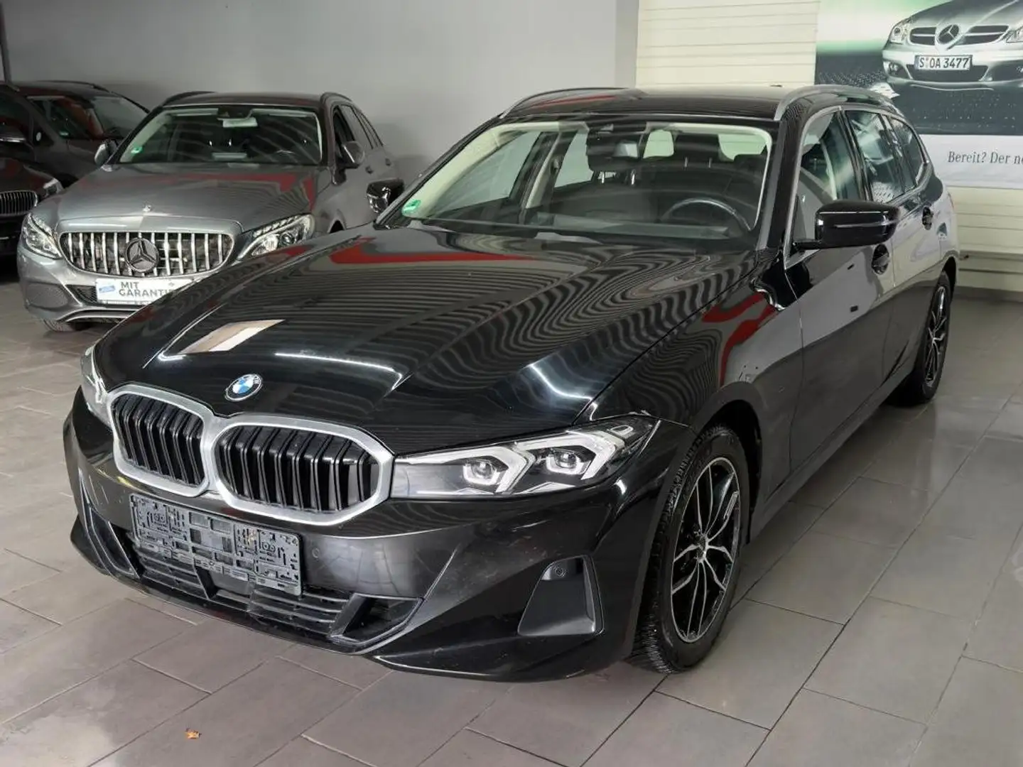 BMW 318 318 d Noir - 1