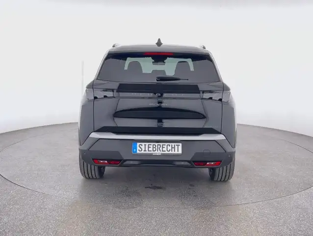 Peugeot 5008 view 4