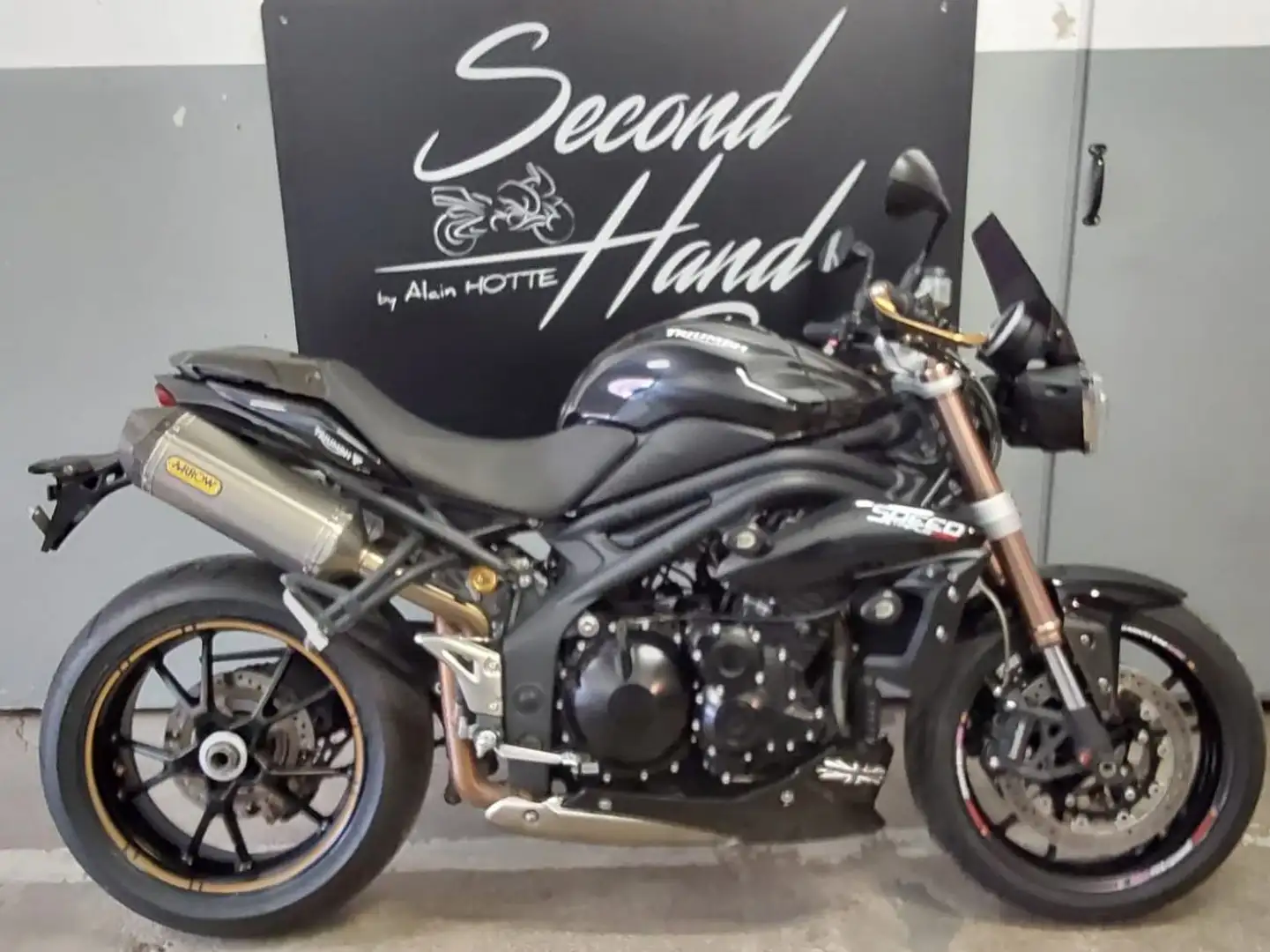 Triumph Speed Triple 1050 SPPED TRIPLE ETAT NEUF, GARANTIE 1 AN, 6995 EURO Noir - 1