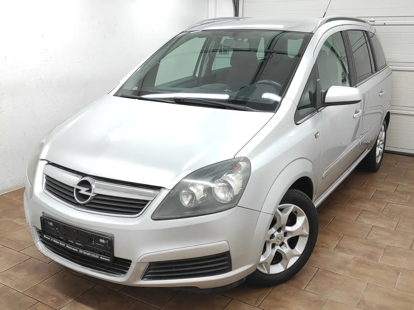 Opel Zafira B 2.0 KLIMAA 7-SITZER BC TEMP 6-GANG SERVO ABS Grau - 1