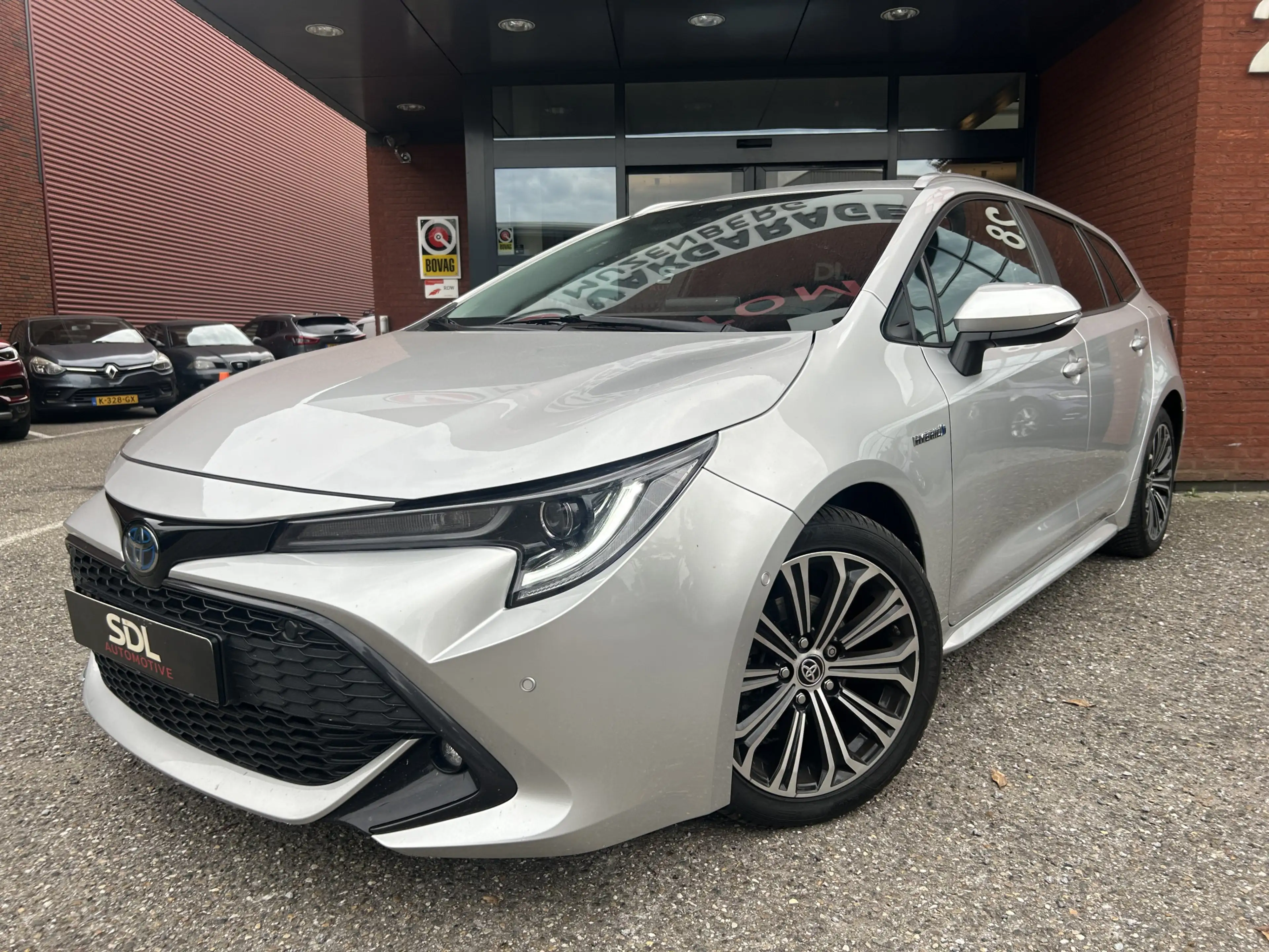 Toyota Corolla Touring Sports 1.8 Hybrid Executive // FULL LED // — photo 2