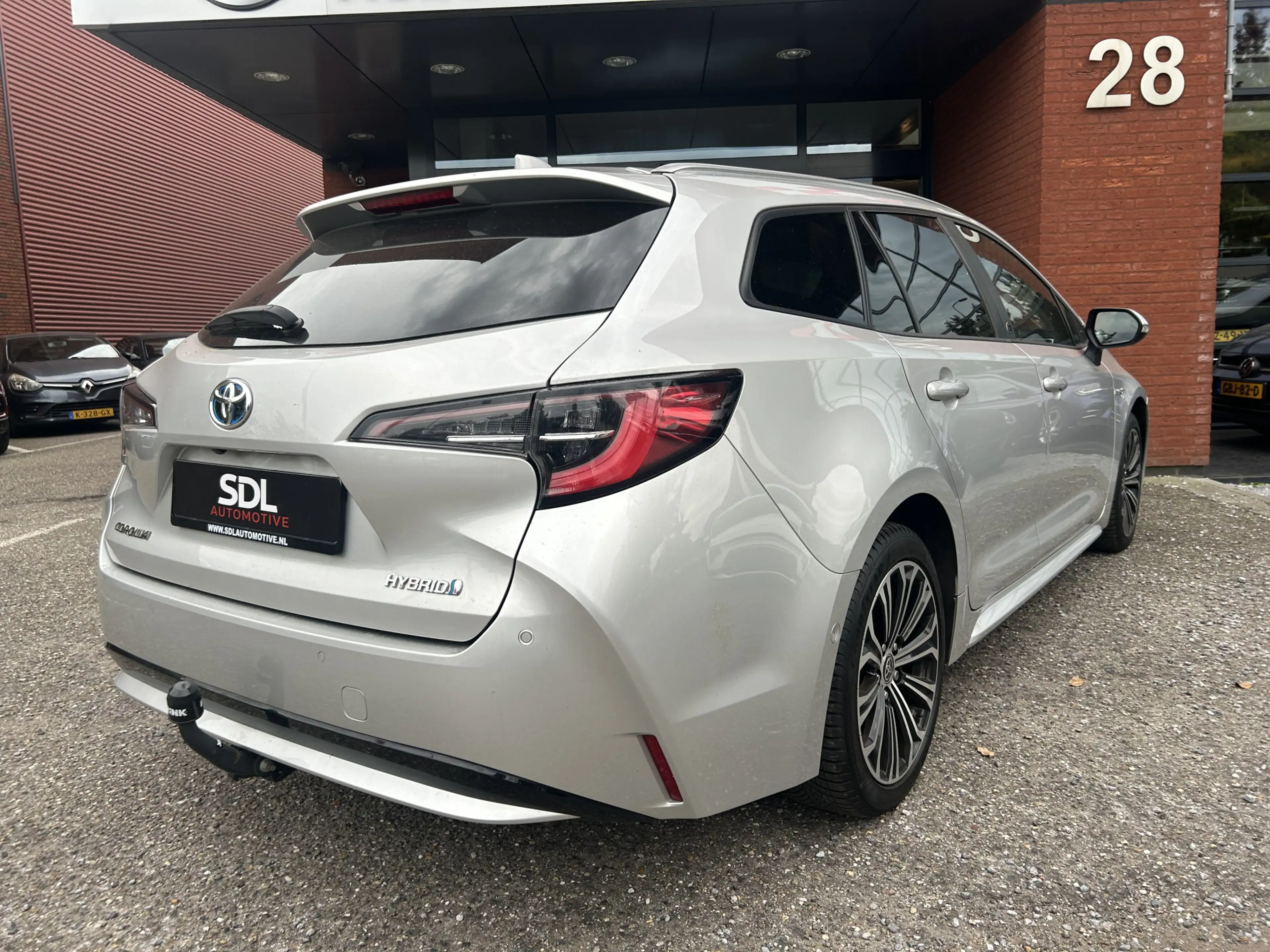 Toyota Corolla Touring Sports 1.8 Hybrid Executive // FULL LED // — photo 3