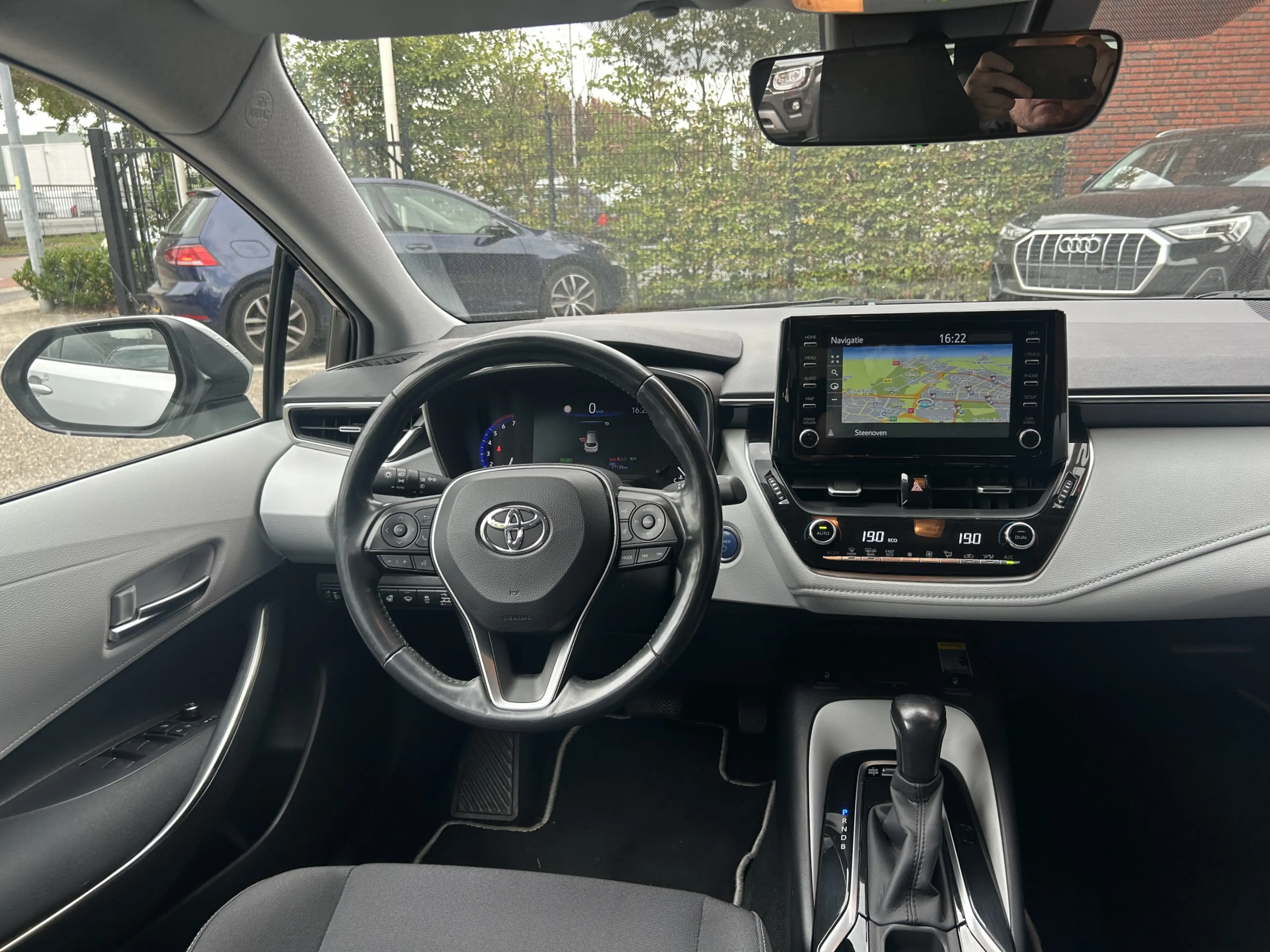 Toyota Corolla Touring Sports 1.8 Hybrid Executive // FULL LED // — photo 8