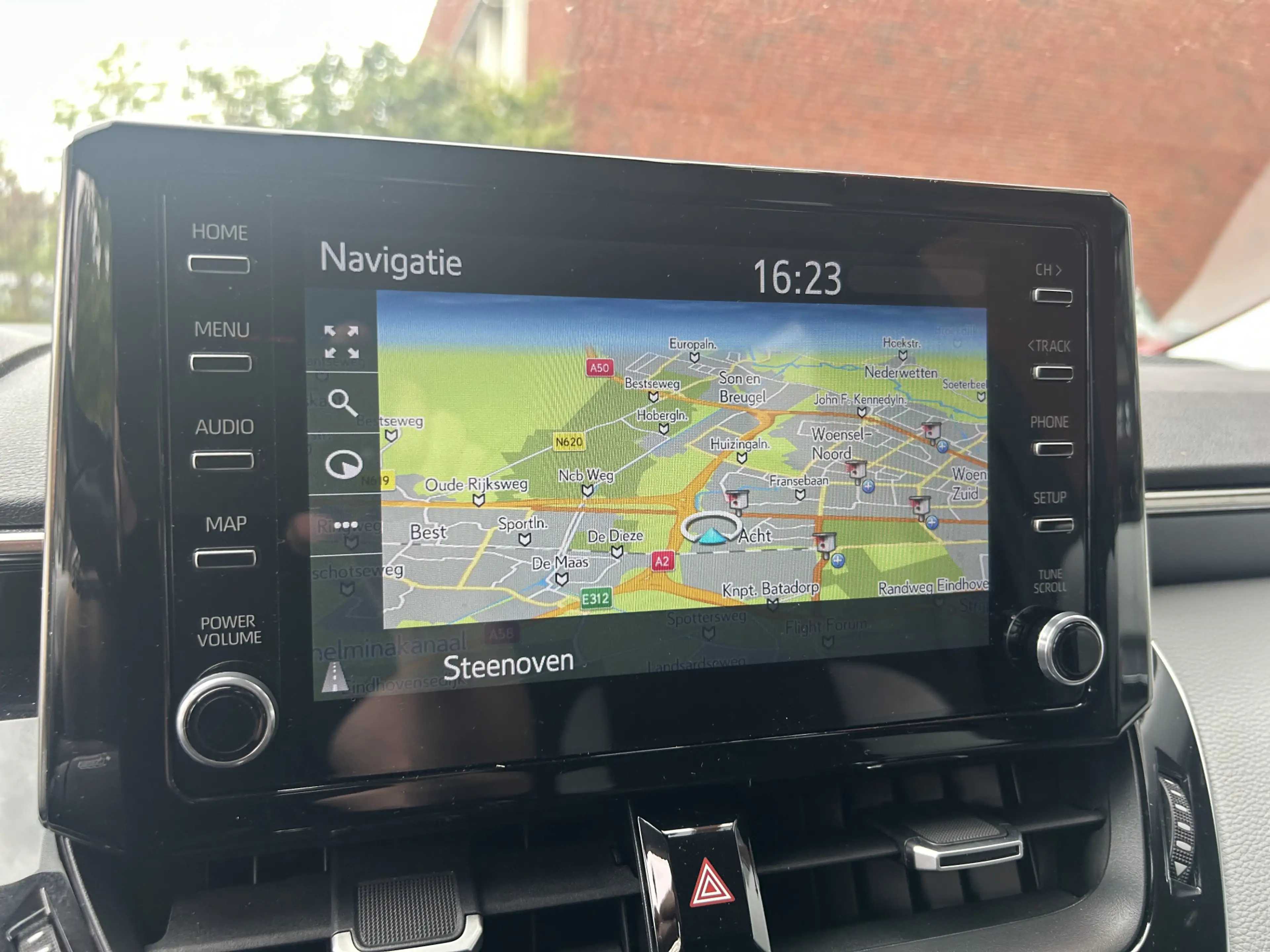 Toyota Corolla Touring Sports 1.8 Hybrid Executive // FULL LED // — photo 15