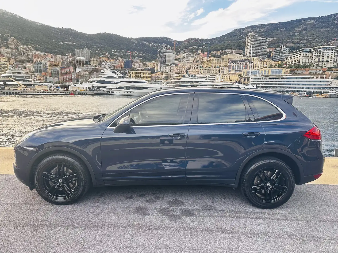 Porsche Cayenne 3.0D V6 Tiptronic S A - 2