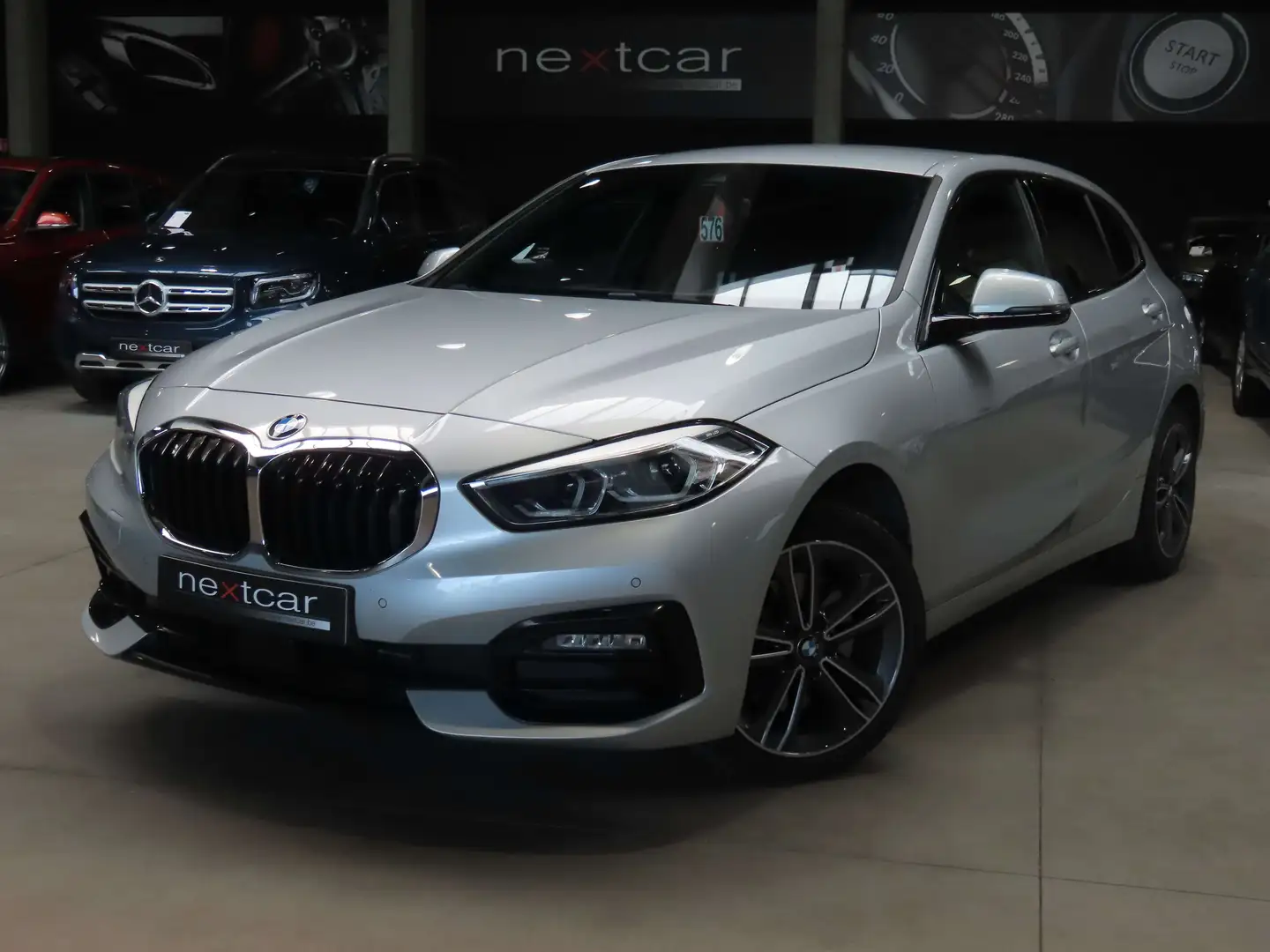 BMW 116 dA Hatch Sportline *FULL LED-NAVI-PARKING-CRUISE* Argent - 1