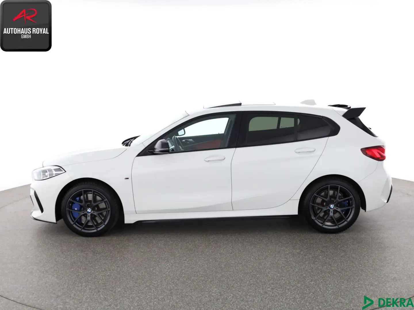 BMW 135 M135 i xDrive M SPORT-SCHALENSITZE,HUD,KEYLESS bijela - 2