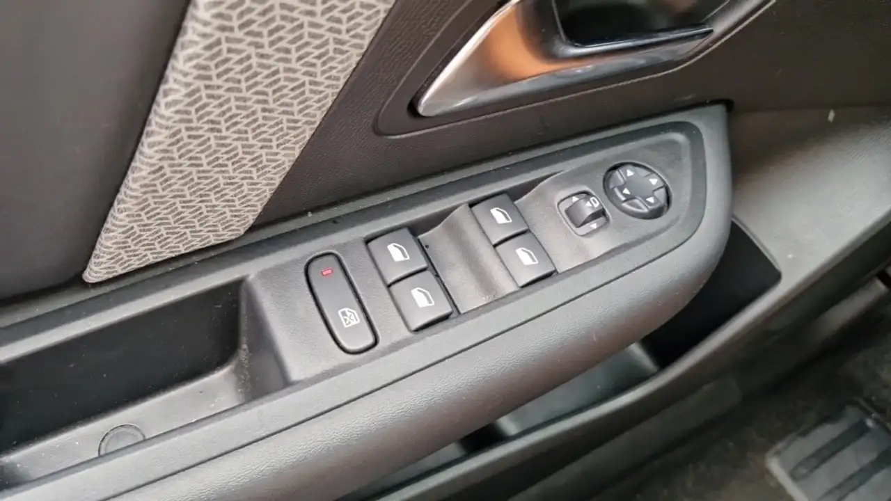 Citroen C4 Berline — photo 29