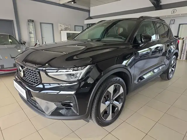 Volvo XC40 B4 Ultimate Dark AWD ACC BLIS 360° Pano LED