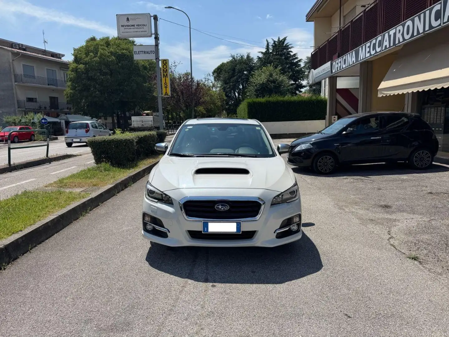 Subaru Levorg 1.6 DIT Linear. Sport Unlimited AWD #TAG.SUBARU Bílá - 2
