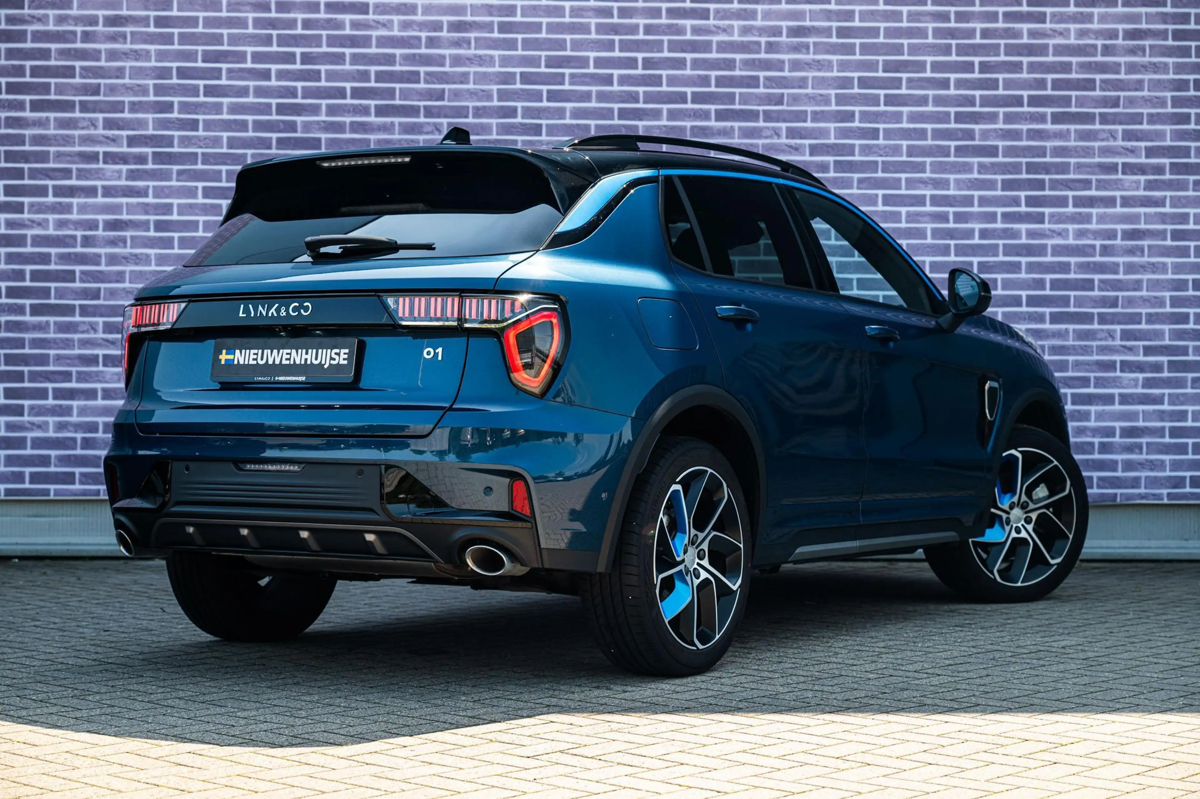 Lynk & Co 01 1.5 Plug-in Hybrid | PHEV | Donkere Hemelbekleding — photo 5