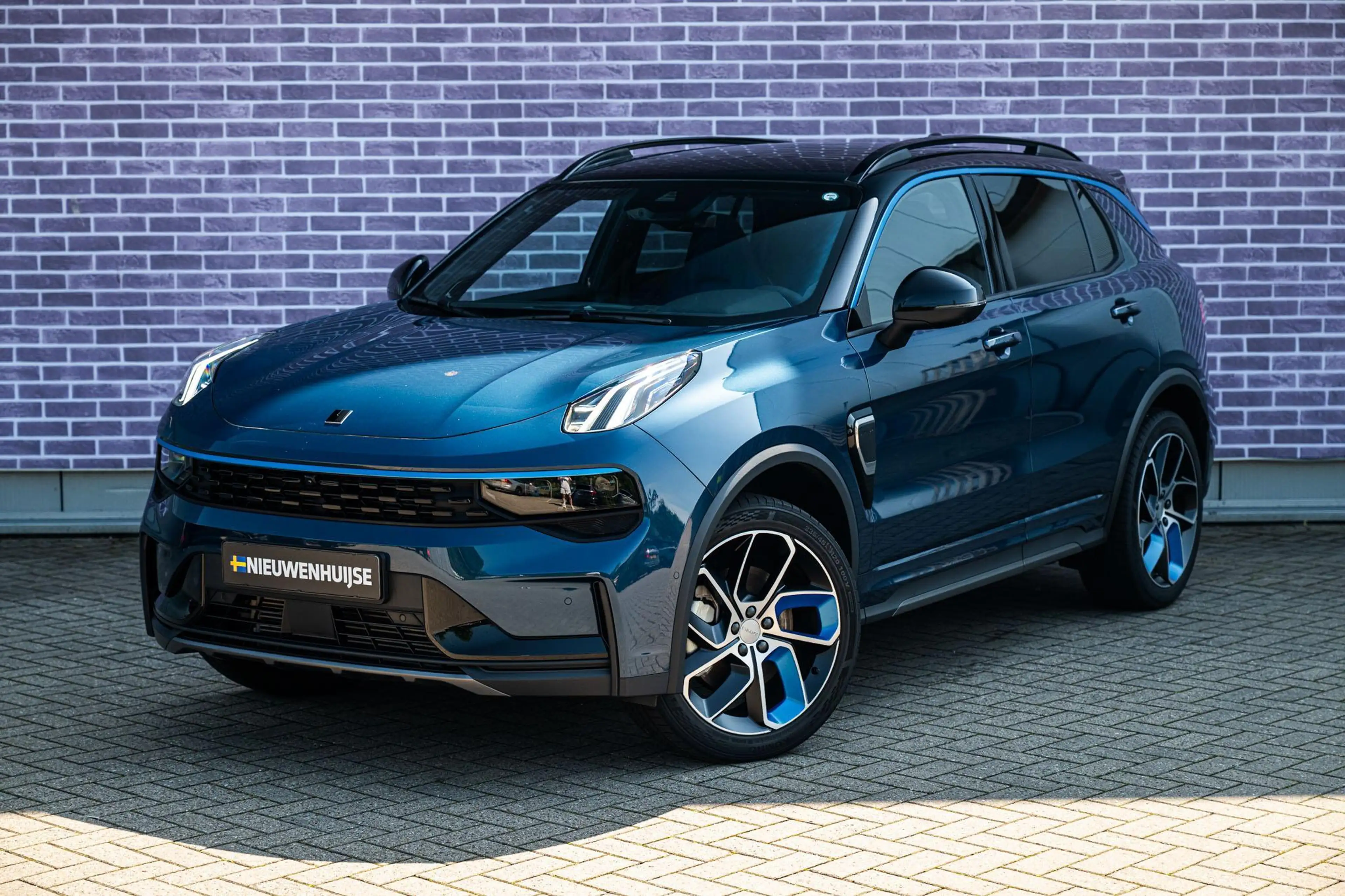 Lynk & Co 01 1.5 Plug-in Hybrid | PHEV | Donkere Hemelbekleding — photo 14