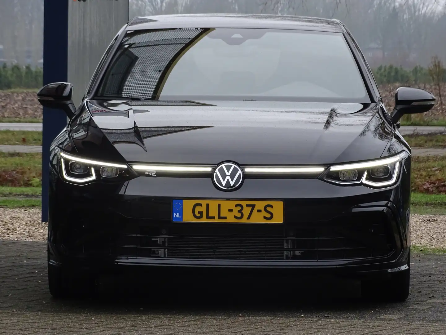 Volkswagen Golf 2.0 R-LINE Noir - 2