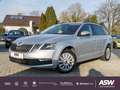 Skoda Octavia Combi Ambition 2,0 TDI Navi PDC GRA AHK Silber - thumbnail 1