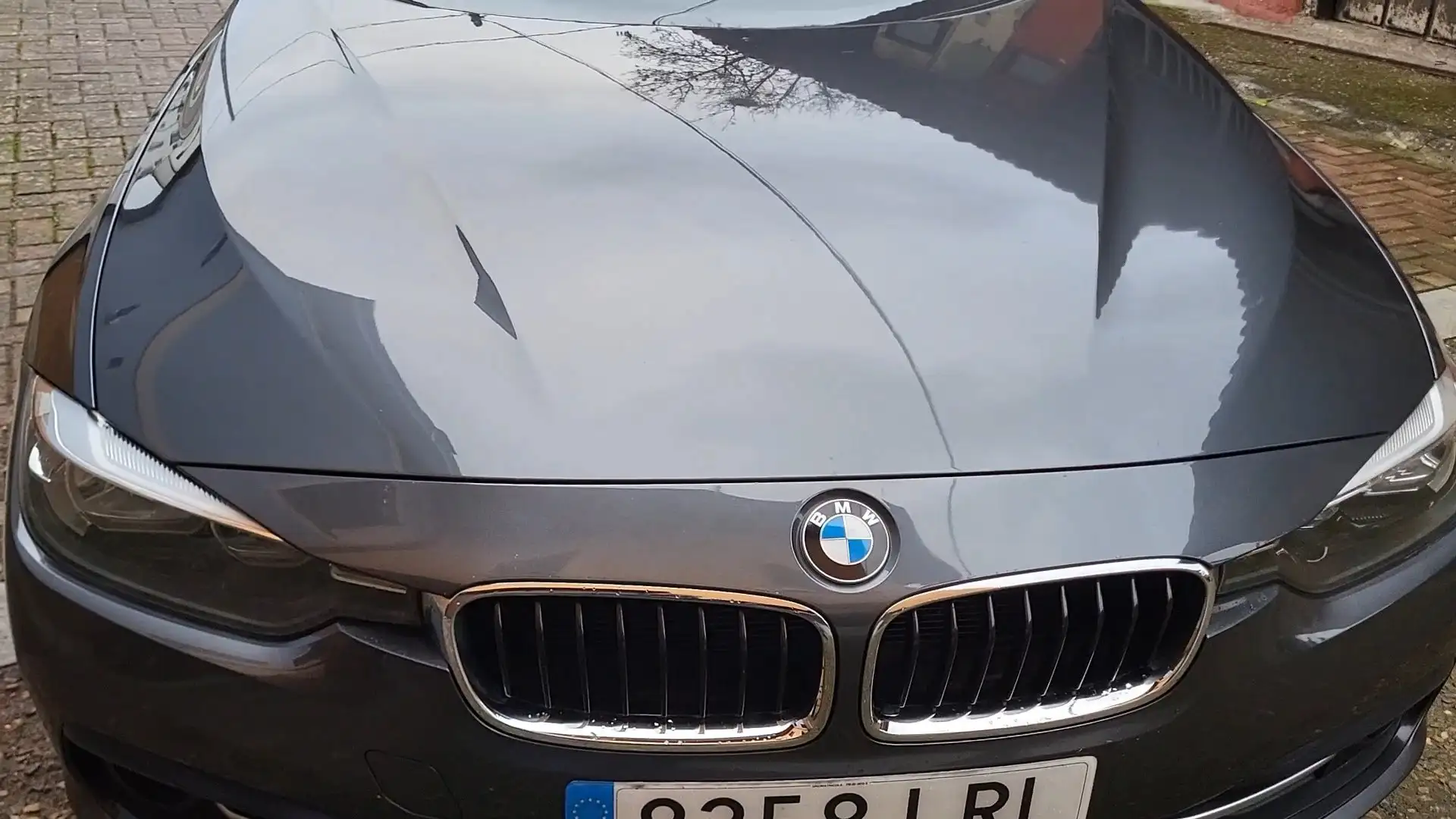 BMW 318 318d Touring (4.75) Gris - 1