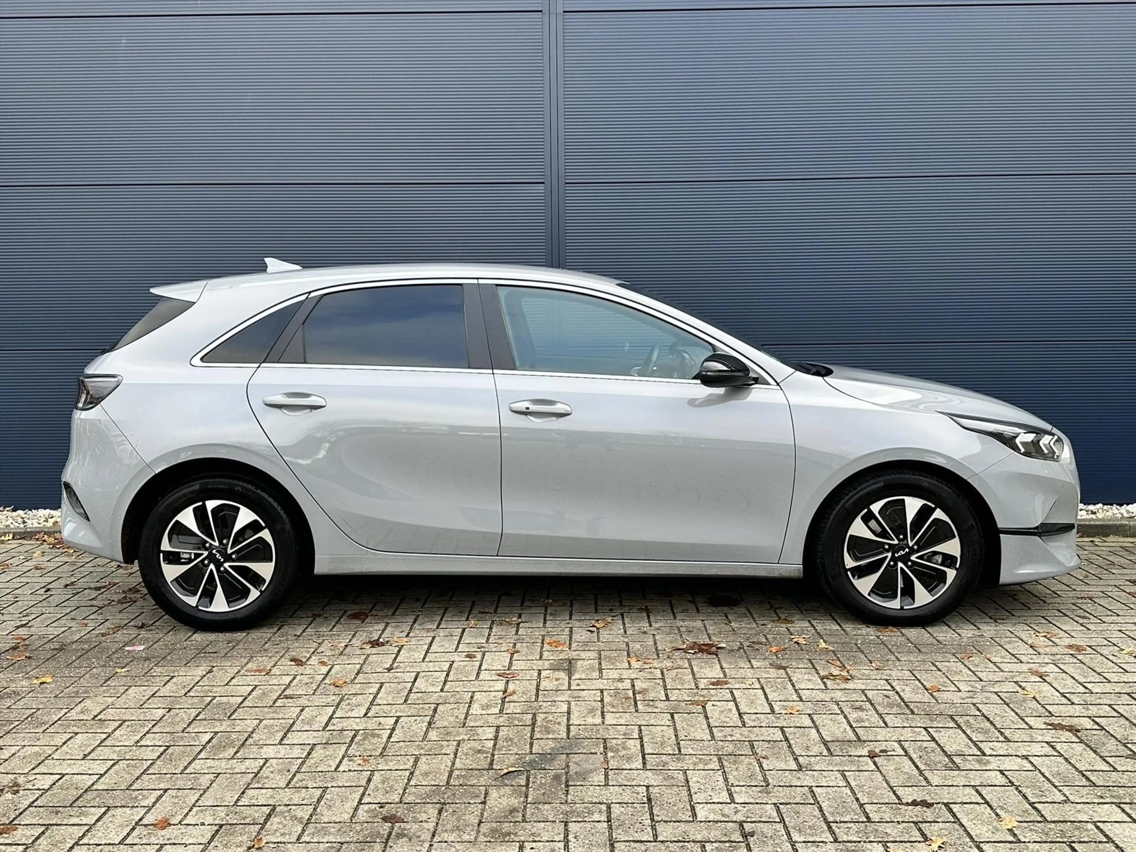 Kia Ceed / cee'd 1.0 T-GDi MHEV 100pk DCT7 Design Edition | JBL | N — photo 7