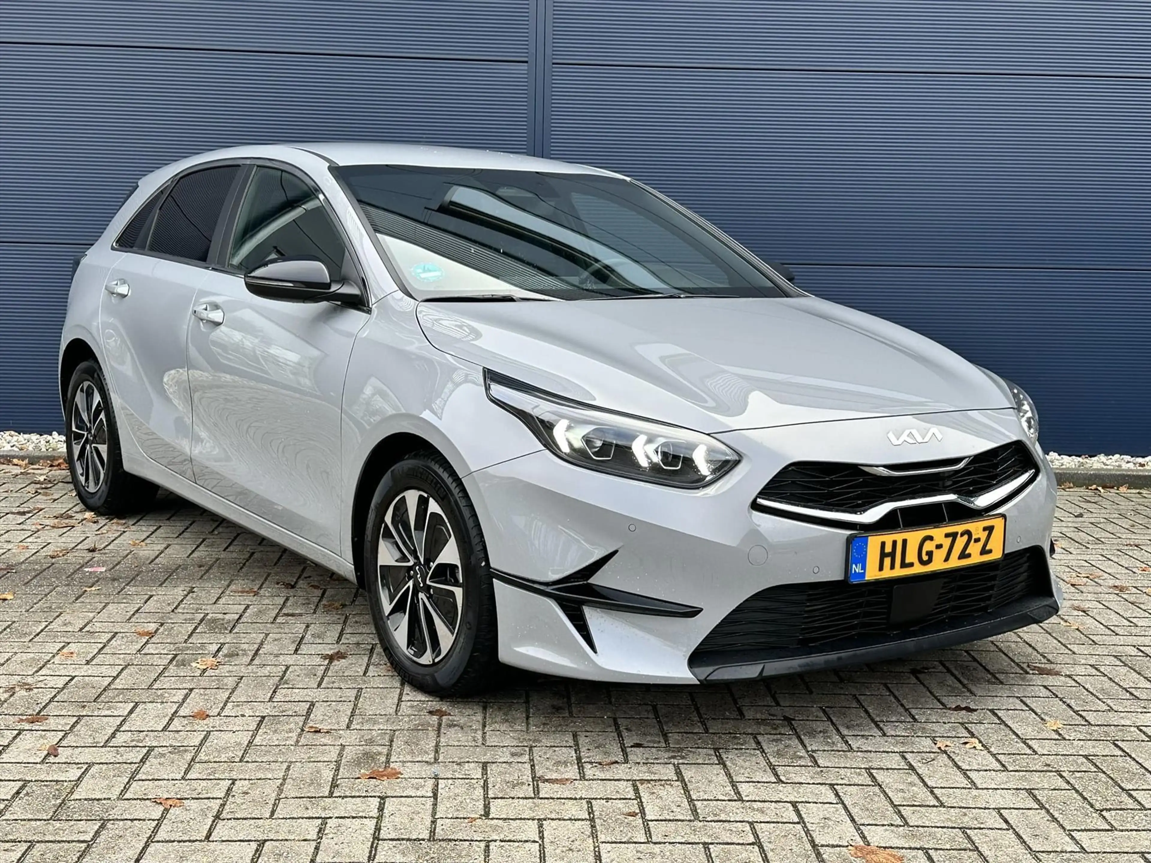 Kia Ceed / cee'd 1.0 T-GDi MHEV 100pk DCT7 Design Edition | JBL | N — photo 3