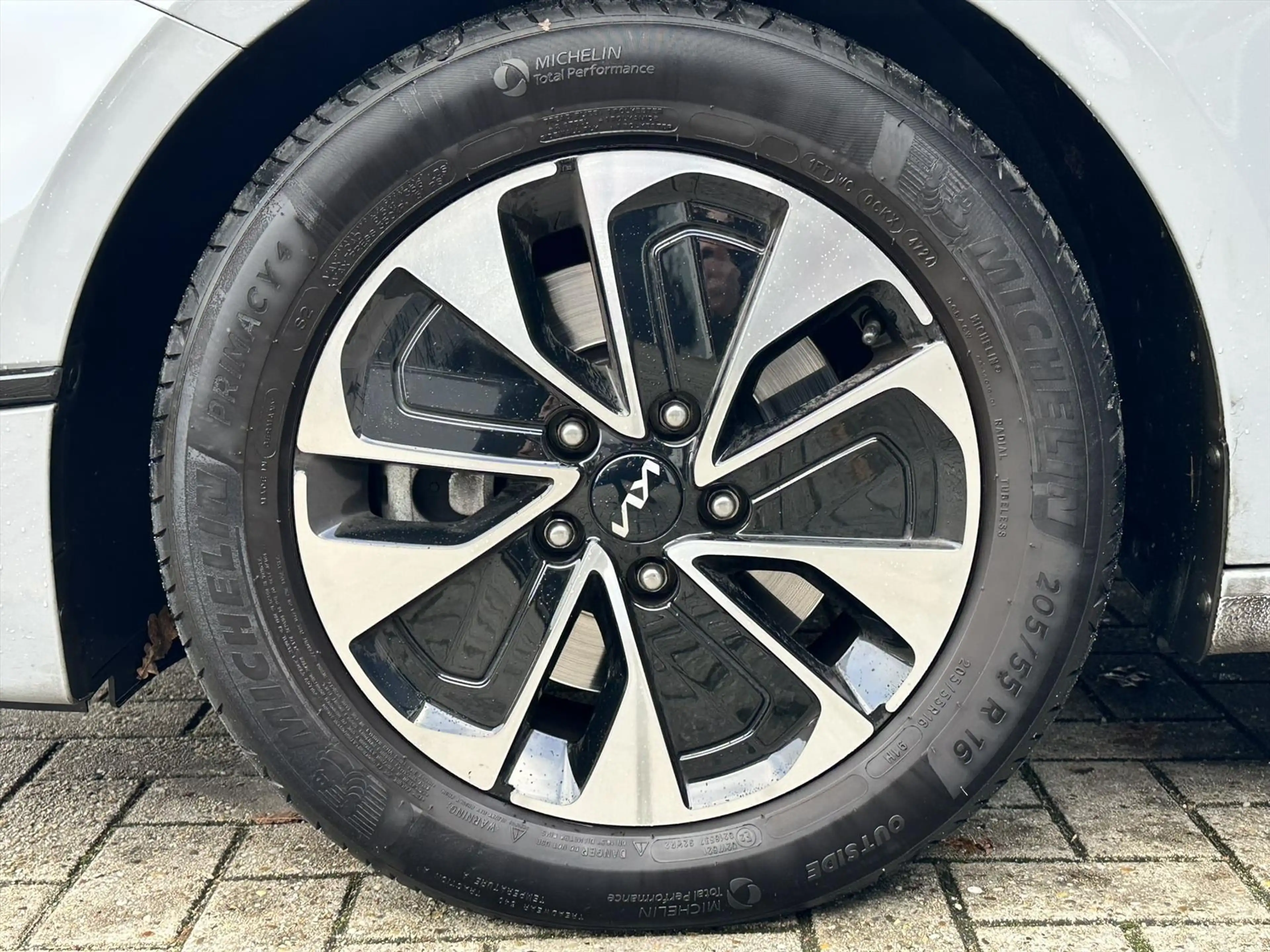 Kia Ceed / cee'd 1.0 T-GDi MHEV 100pk DCT7 Design Edition | JBL | N — photo 9