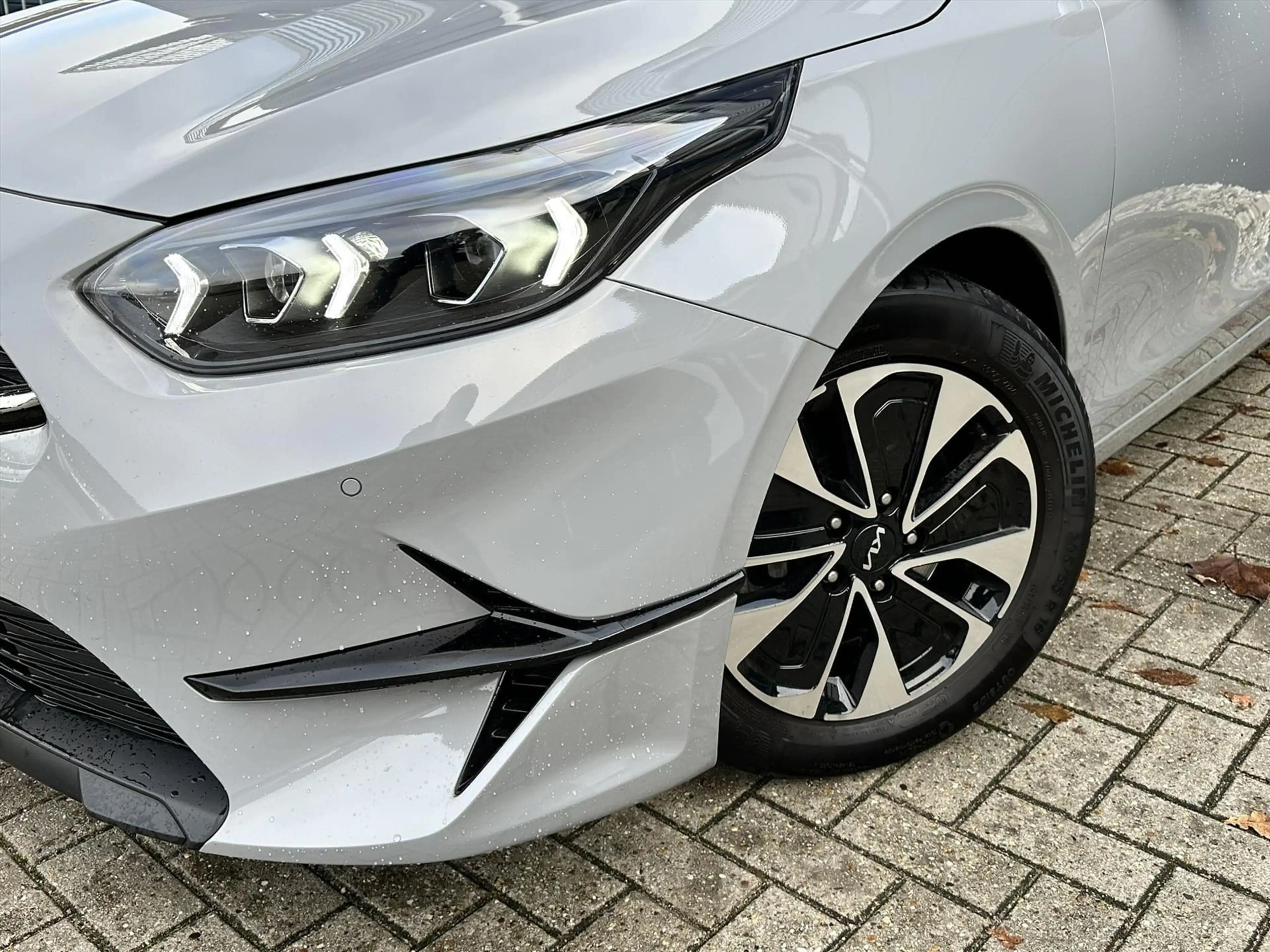 Kia Ceed / cee'd 1.0 T-GDi MHEV 100pk DCT7 Design Edition | JBL | N — photo 8