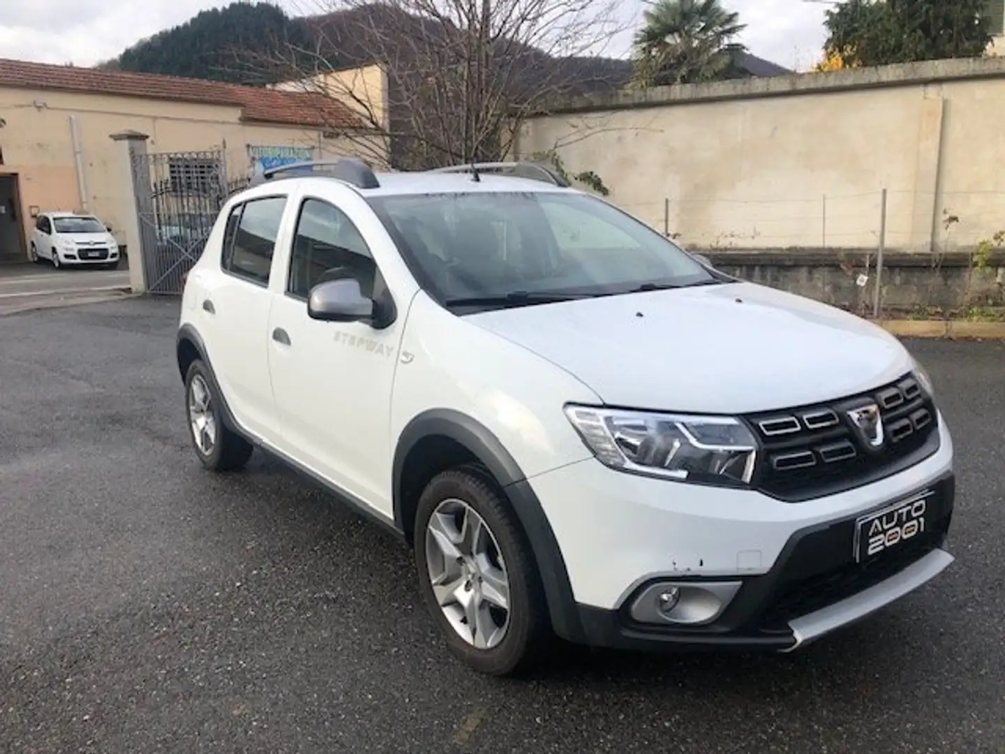 Dacia Sandero Stepway 0.9 tce turbo Gpl s&s 90cv Bianco - 2