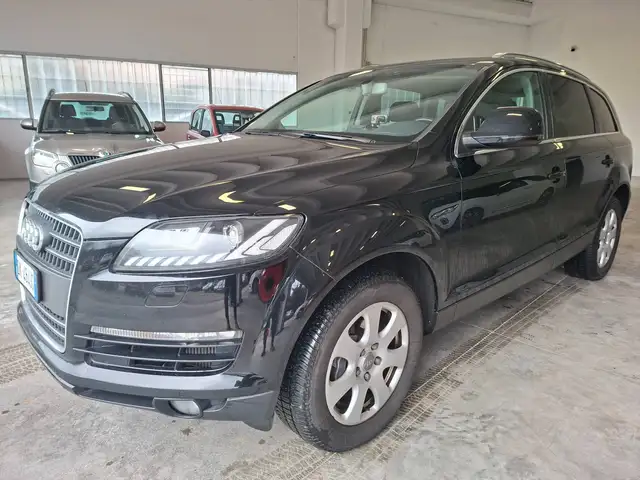 Audi Q7 3.0 V6 tdi quattro tiptronic 7POSTI