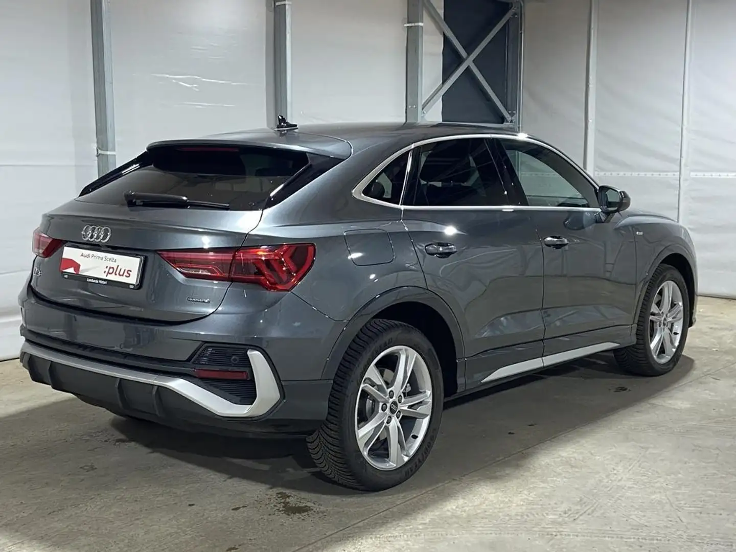 Audi Q3 Sportback 40 2.0 tdi S line edition quattro 193cv Grigio - 2