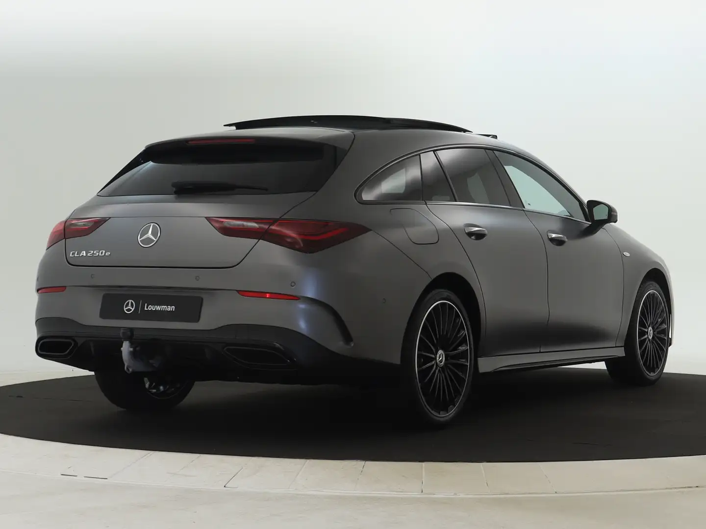 Mercedes-Benz CLA 250 Shooting Brake e Business Solution AMG | Trekhaak Grijs - 2