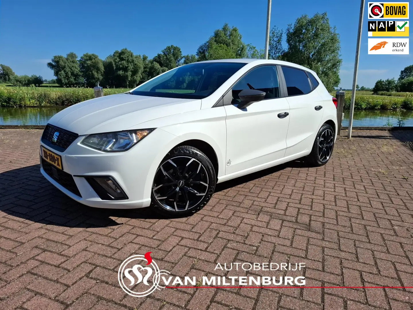SEAT Ibiza 1.0 MPI Reference AIrco cruise Mirror Link 17 inch Blanc - 1