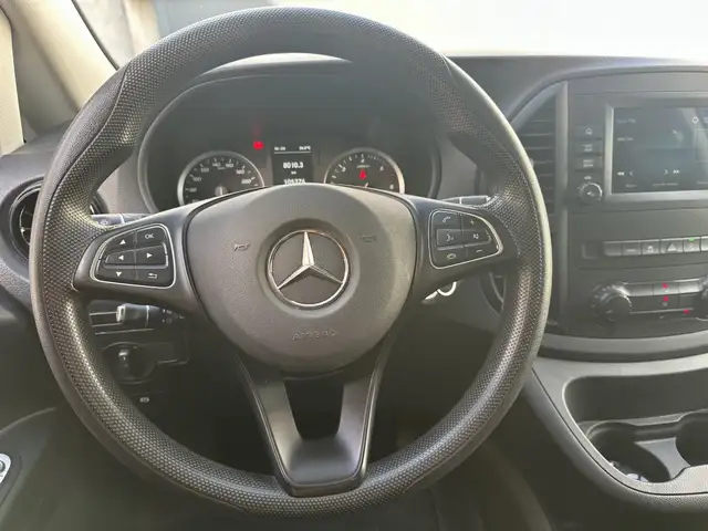 Mercedes-Benz Vito view 7