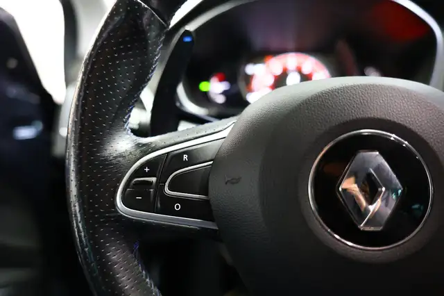 Renault Megane view 12
