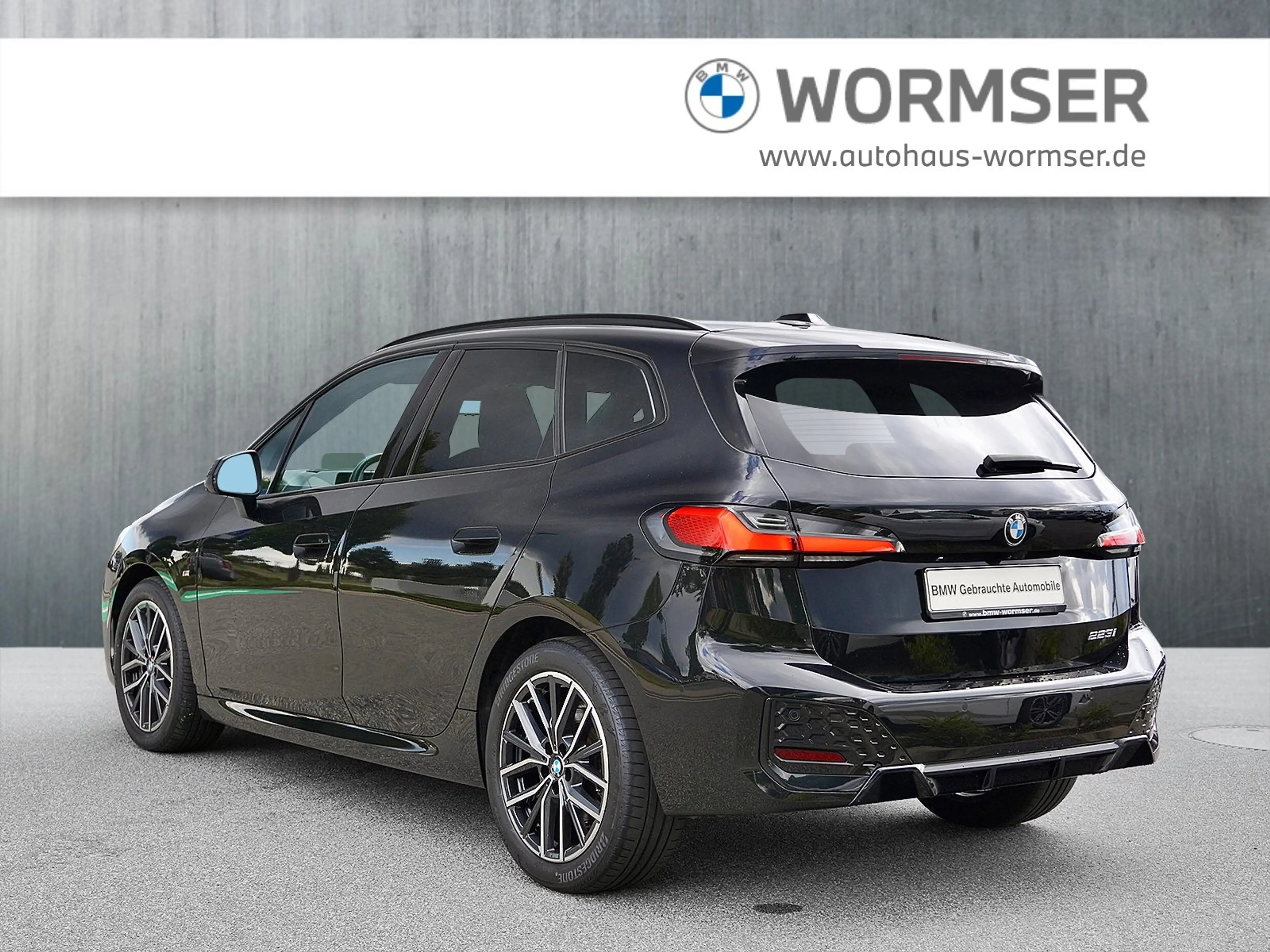 BMW 223 i Active Tourer — photo 2