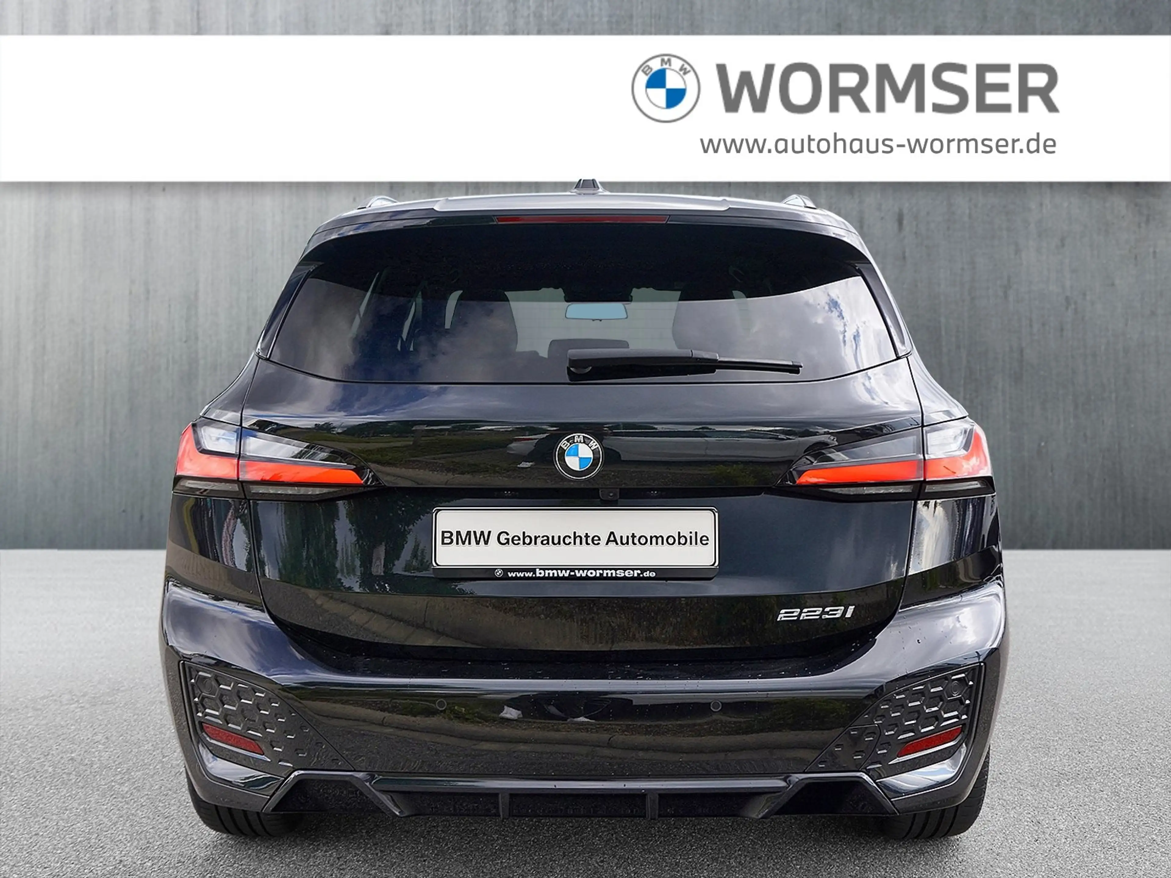 BMW 223 i Active Tourer — photo 6