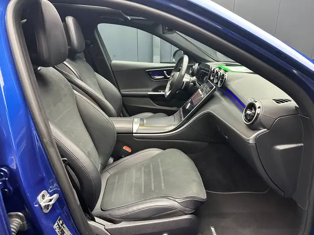 Mercedes-Benz C-Class view 11