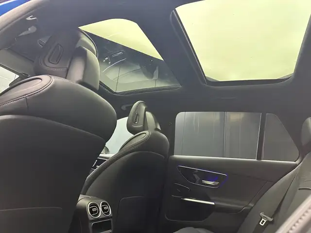 Mercedes-Benz C-Class view 10