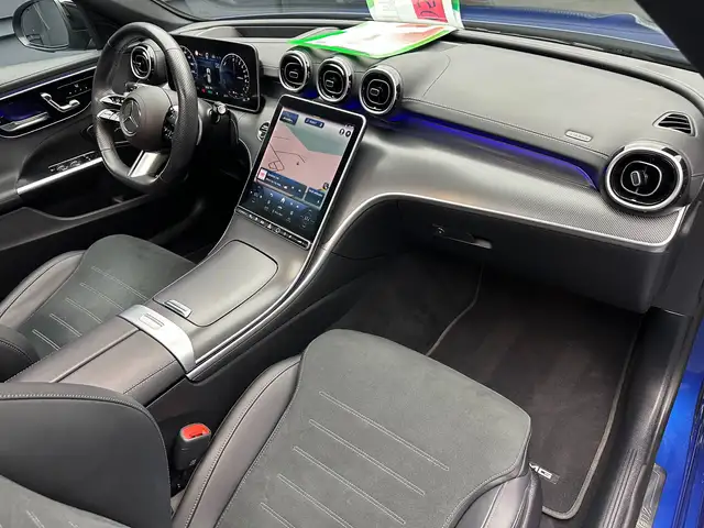 Mercedes-Benz C-Class view 12