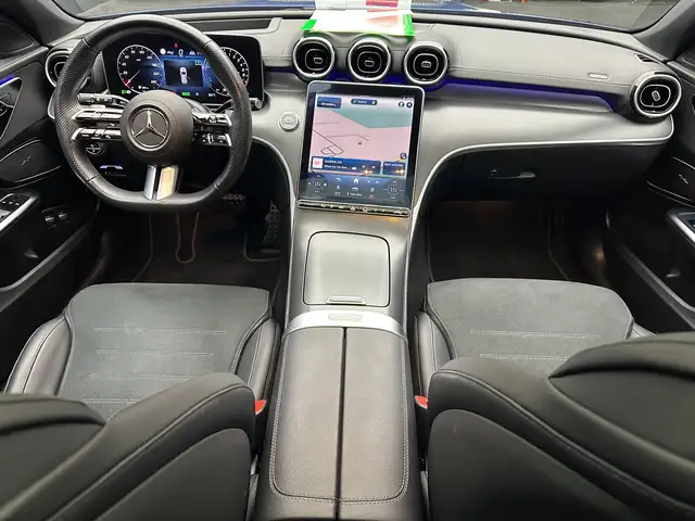 Mercedes-Benz C-Class view 13